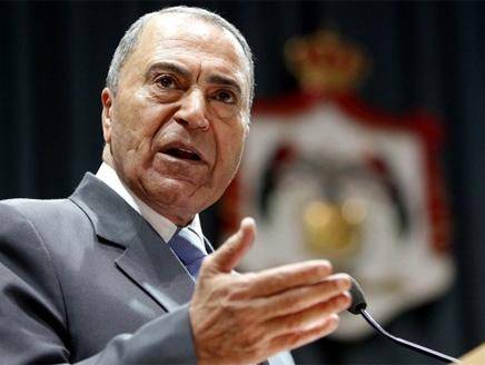 ما هو السِر وراء الشعبية الجارفة لمعروف البخيت ..؟؟