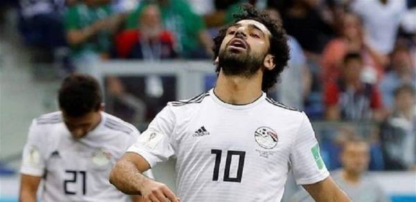 احتمال غياب الفرعون صلاح عن مباراة مصر القادمة
