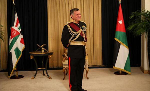 العقبة تحتفل بعيد الجلوس الملكي