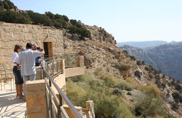 ضانا تستقبل اكثر من (800) سائح خلال عطلة العيد