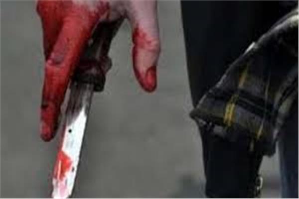 الامن يباشر التحقيق مع شخص طعن (4) اشخاص من عائلة واحدة