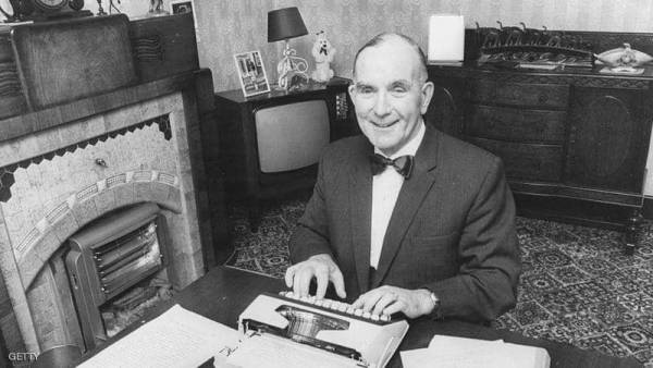 بعد سنوات على وفاته.. الكشف عن مذكرات جلاّد بريطانيا