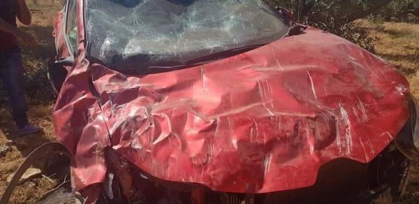 عهد التميمي تتعرض لحادث سير مع والديها في رام الله.. (صور)