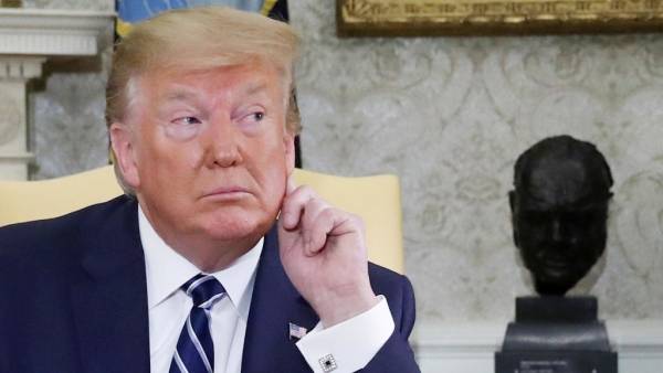 شركة تأميندونالد ترامب .. رئيس إلى الأبد؟