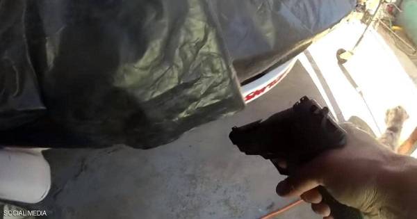 كاميرا شرطيّة أميركية توثق مقتلها في مداهمة دامية