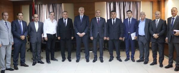 حرتوقة يؤكد على ضرورة زيادة حجم التبادل التجاري والتعاون الاستثماري مع طاجيكستان