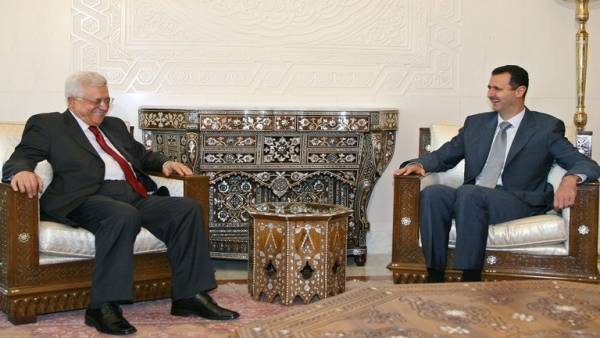 تعرف على هدية الرئيس السوري للرئيس الفلسطيني محمود عباس