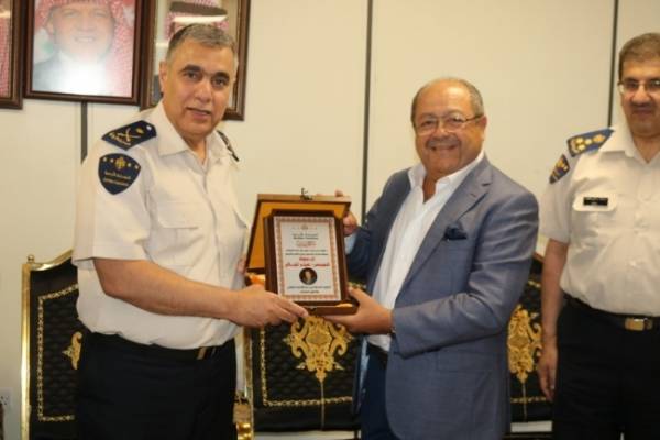 مدير دائرة الجمارك العامة يزور مستودعات الاسواق الحرة بالقسطل ويلتقي الرئيس التنفيذي هيثم المجالي