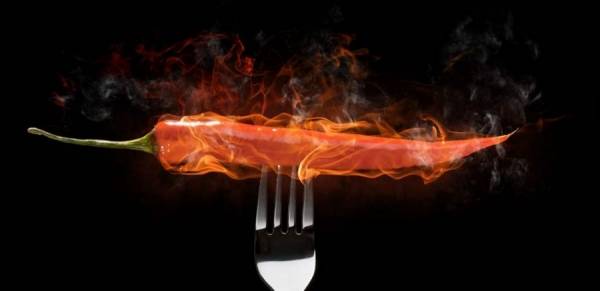 ليس الماء .. أفضل مشروب للتخلص من المذاق الحارّ