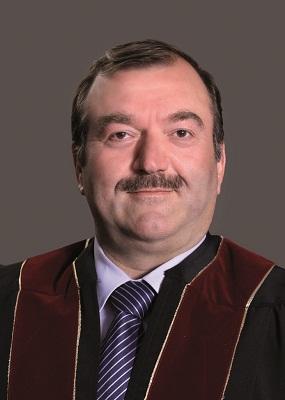 الدكتور سليم شريف مساعدا لرئيس جامعة الشرق الأوسط