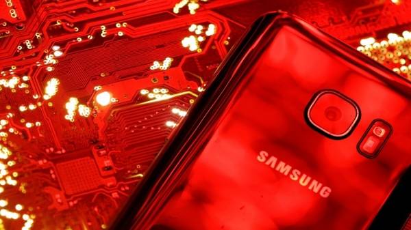 احذر.. برمجيات خطيرة تهدد 10 ملايين هاتف سامسونغ!