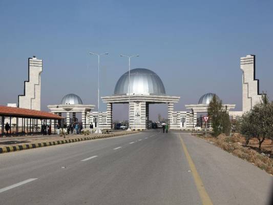 طالب من جامعة (آل البيت) يقاضي جامعته على خلفية موضوع يتعلق بـ(الرشوة) !!