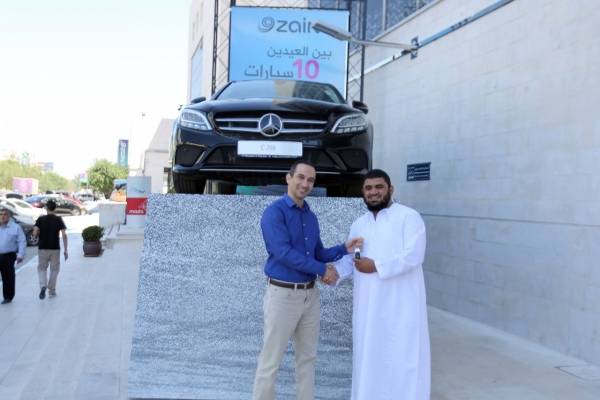 زين تفاجئ رابح السيارة الخامسة على الهواء