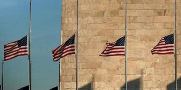 الموت يفجع ترامب ويعلن الحداد العام