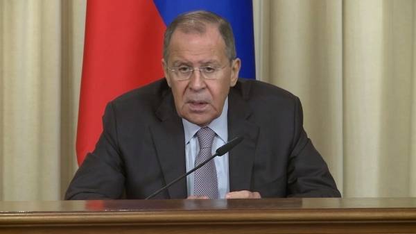 لافروف: 310 آلاف لاجئ سوري عادوا لوطنهم