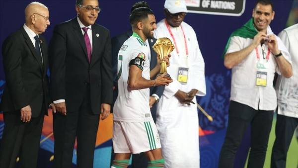 5 لاعبون عرب في التشكيلة المثالية لأمم إفريقيا 2019