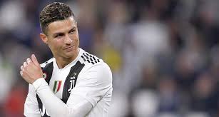 رونالدو الأغلى في التاريخ.. الصورة بـ875 ألف يورو