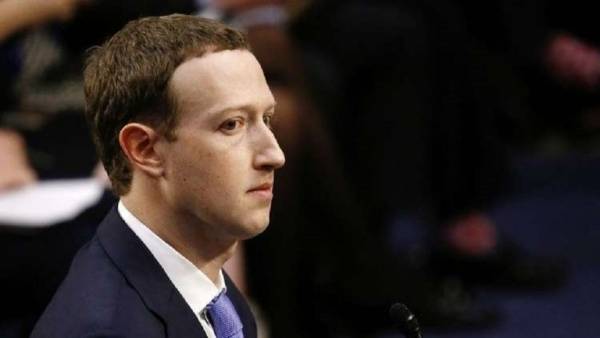 الحكومة الأمريكية تغرم فيسبوك 5 مليارات دولار