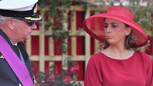 بماذا انشغل أمير بلجيكا أثناء النشيد الوطني للبلاد؟!