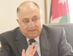 الوزير قموه.. وإسألوا من كان في المال والاقتصاد خبيرا