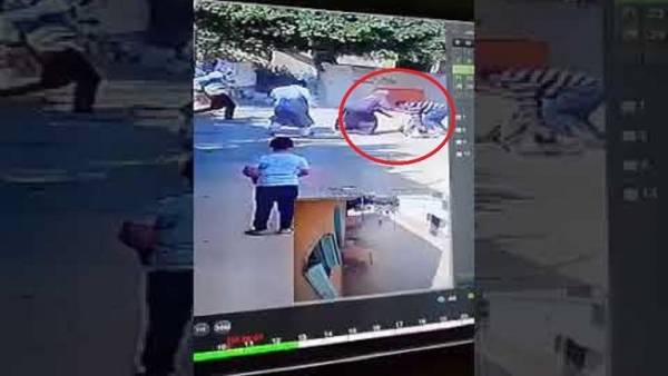 الكشف عن تفاصيل حرق شاب لوالده حيا والأمن يلقي القبض على الجاني