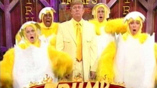 تداول فيديو قديم لترامب وهو يرقص محاطا بـالصيصان!