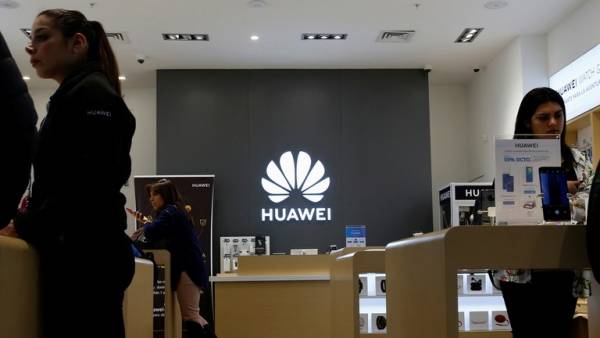 ارتفاع عائدات هواوي رغم العقوبات الأمريكية