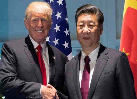 ترامب يُعلن الحرب التجاريّة رسميًّا ضِد الصين ويفرِض ضرائب على الواردات منها..