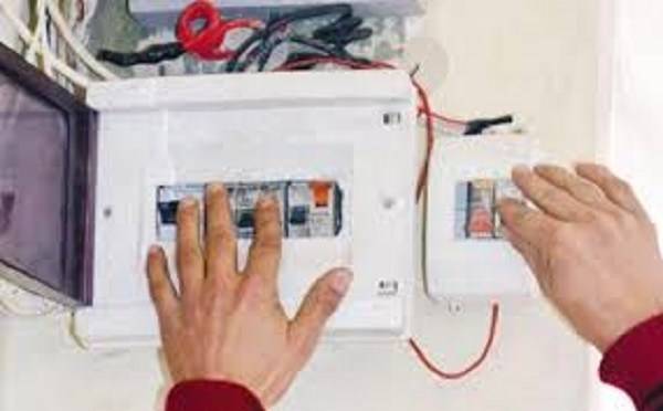 الكهرباء  الاردنية تحذر المواطنين من  عمليات الاحتيال  في تحصيل الفواتير .. تفاصيل