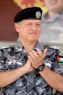 الملك : أحيي نشامى قوات الدرك