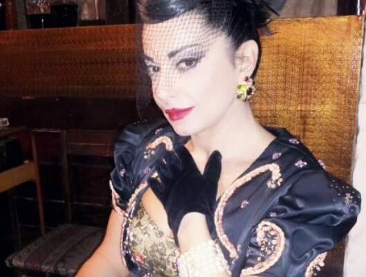 ممثلة لبنانیّة تطالب بحرق الفلسطینیین بأفران ھتلر