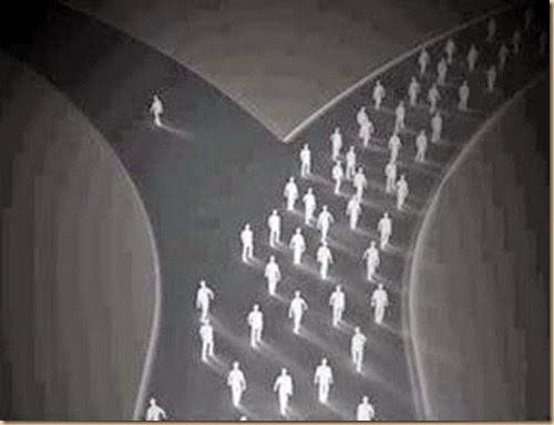 طلال ابو غزالة يخرج عن السرب .. المواطن بجهة وهو بجهة 