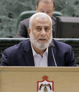 النائب ابو السيد يوجه رسالة نارية لرئيس الوزراء عن مستشفى الامير الحسين 