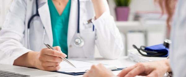 وزير الصحة يوافق على تعيين (160) طبيب