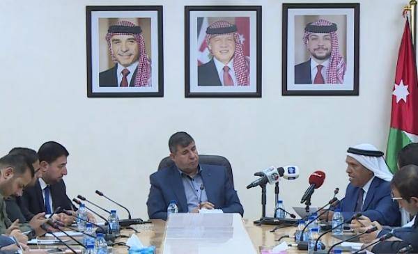 جلسة طارئة للنواب حول اقتحامات الاقصى الاثنين