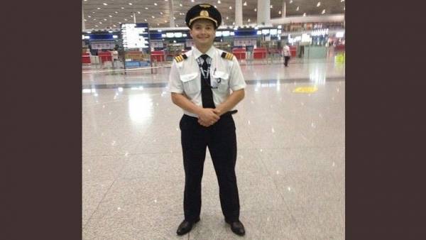 هبط بطائرته في حقل ذرة وأنقذ حياة أكثر من 200 شخص