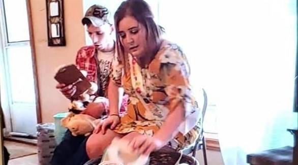 ماذا فعل هذان الزوجان لكسب التبرعات والهدايا