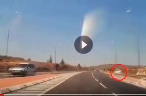 بالفيديو .. لحظة تنفيذ عملية دهس واصابة مستوطنان صهيونيان واستشهاد المنفذ