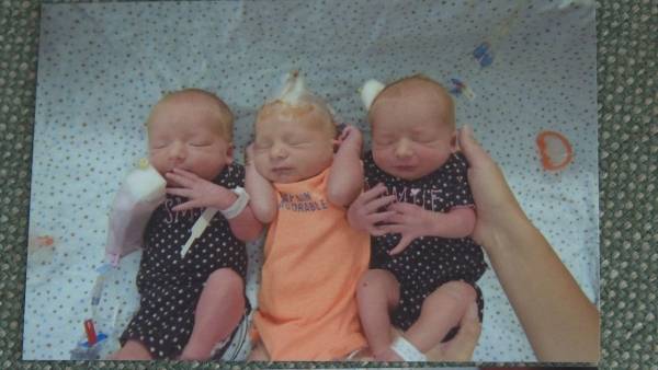 ذهبت للمستشفى معتقدةً أنها مصابة بحصوات الكلى.. فأنجبت 3 توائم