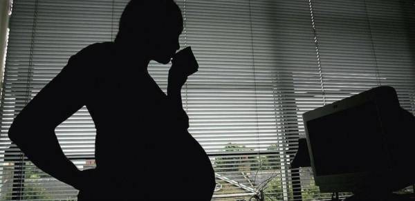 زوجان ماكران.. يلفقان الحمل والولادة والوفاة لجمع المال!