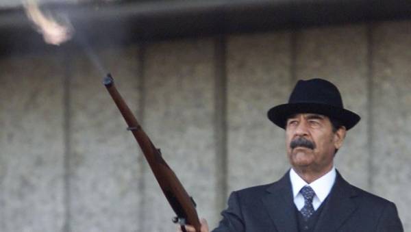 عالم فضاء يكشف عن سبب غريب أدى للإطاحة بصدام حسين