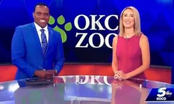 مذيعة أخبار أمريكية تعتذر لزميلها بعدما شبهته بالقرد