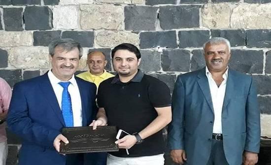 عمان العربية تشارك في حفل تكريم أوائل الثانوية في أم قيس