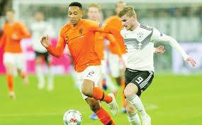 هولنـدا تخـوض مـواجهـة ثـأريـة أمـام ألمانيـا