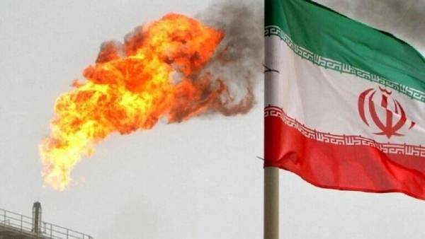 فرنسا لن تتمكن من منح إيران (15) مليار دولار