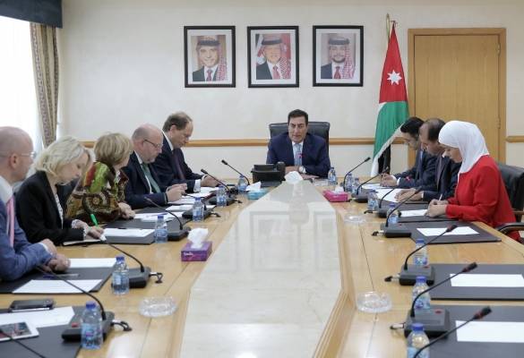 الطراونة : لن نتردد بالضغط على الحكومة لإعادة النظر باتفاقية السلام