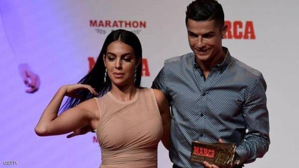 رونالدو وجورجينا.. أخيرا حانت اللحظة السعيدة