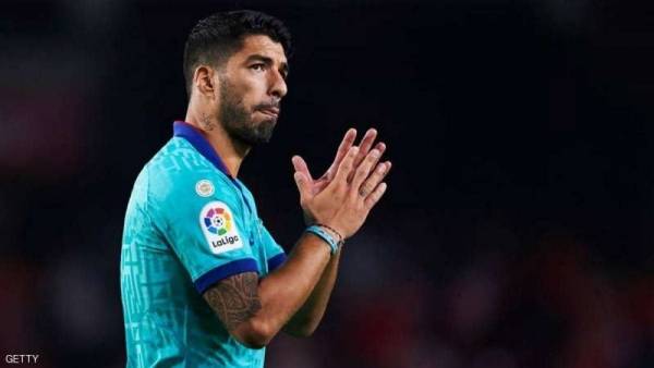 لويس سواريز: ما يحدث لبرشلونة أمر مقلق للغاية