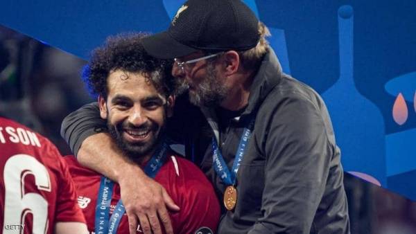 مدرب ليفربول يكشف السر: صلاح شعر بالقلق من ماني