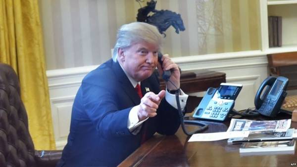 بيلوسي تؤكد ضرورة عزل ترامب !!